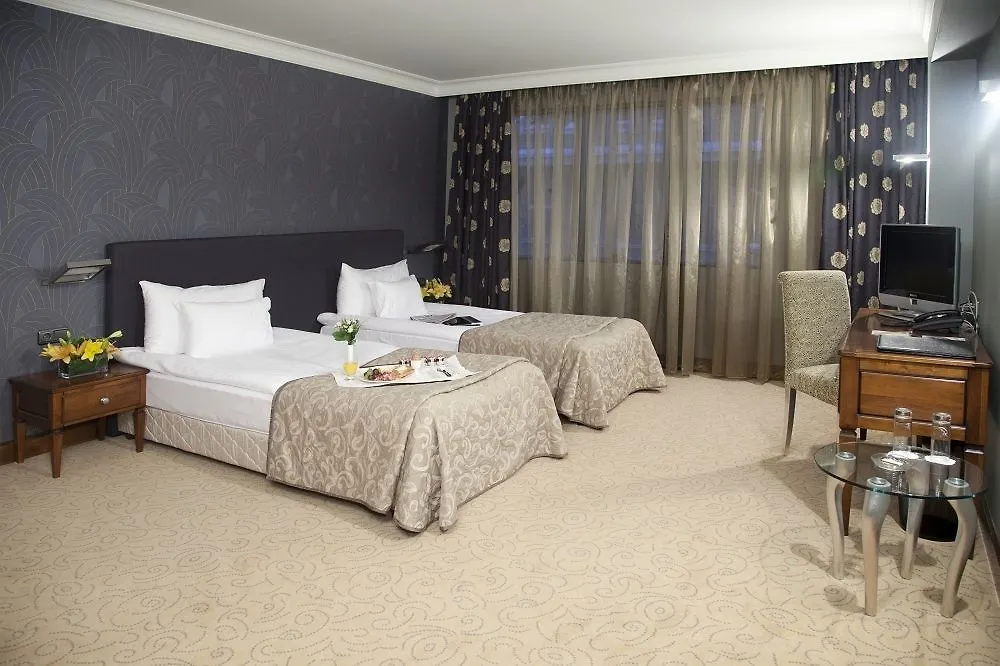 Rosslyn Thracia Hotel Sofia 4*,  Bulgarien